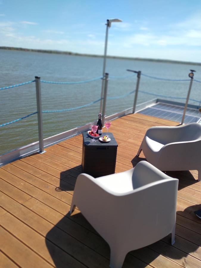 Houseboat Arka 1 - Domki Na Wodzie, Rower Wodny, Wifi, Parking Mielno  Exterior foto